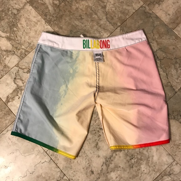 Billabong Rasta Board Shorts - Picture 5 of 5